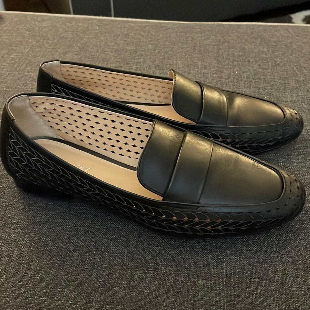 Alex Marie sz 7.5 black leather slip on loafers SH136